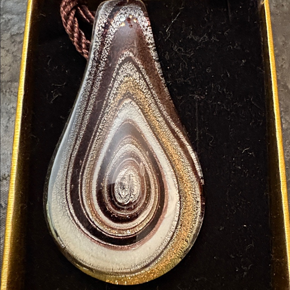 ‎BROWN/GOLD CORDED NECKLACE